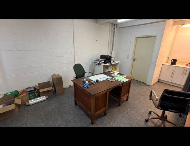 446M² WAREHOUSE TO LET IN EVERITE INDUSTRIA